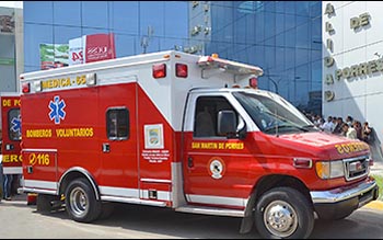 Bomberos denuncian que ambulancia fue retenida en Hospital Loayza