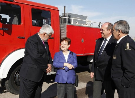 La Diputación cede a Calpe un camión de bomberos