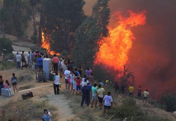 Un drone sobrevoló la zona de los incendios en Valparaíso