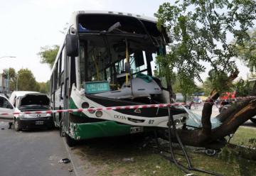 Chocó un colectivo en Villa Soldati: 50 heridos