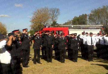 Bomberos de Beriso de festejo