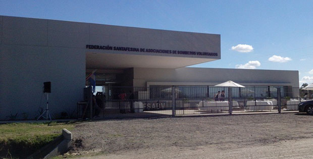 La Federación de Bomberos de Santa Fe inauguró su flamante sede