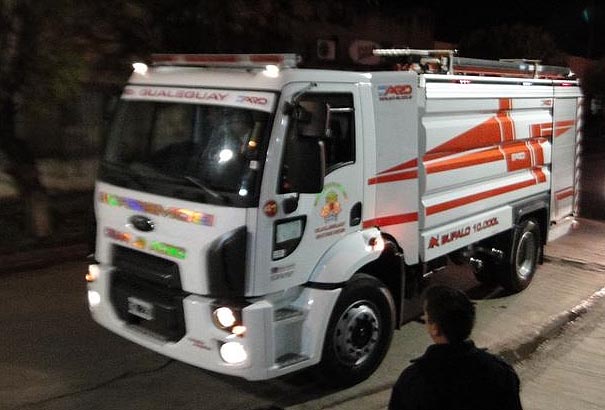 Bomberos de Gualeguay presentaron una nueva unidad cisterna