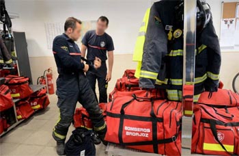 Dos bomberos reclaman al Ayuntamiento por robos sufridos en el parque