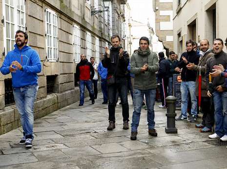 Bomberos de media España, contra los despidos hechos por Natutecnia