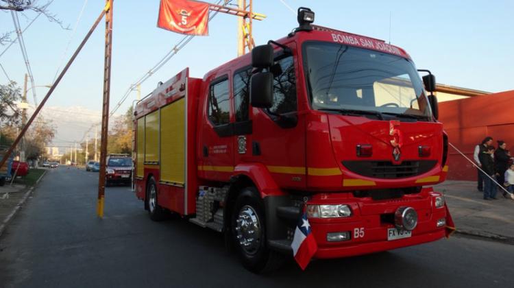 Gobierno anuncia aumento de recursos estatales para Bomberos