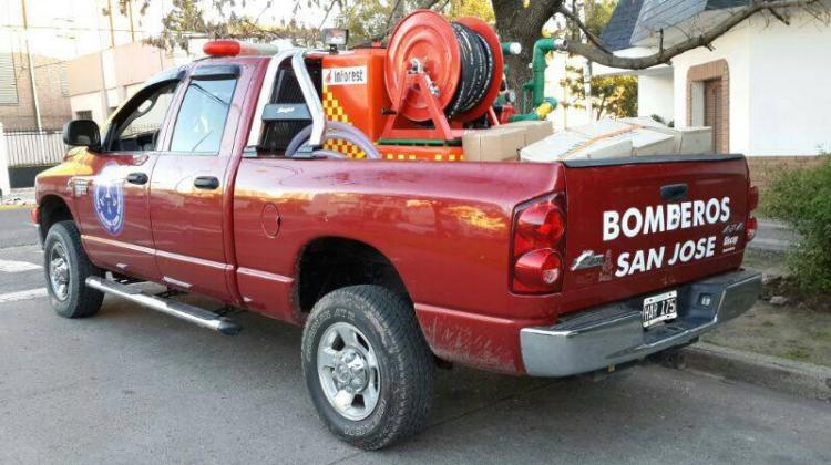 Bomberos recibieron equipamiento para combatir incendios forestales