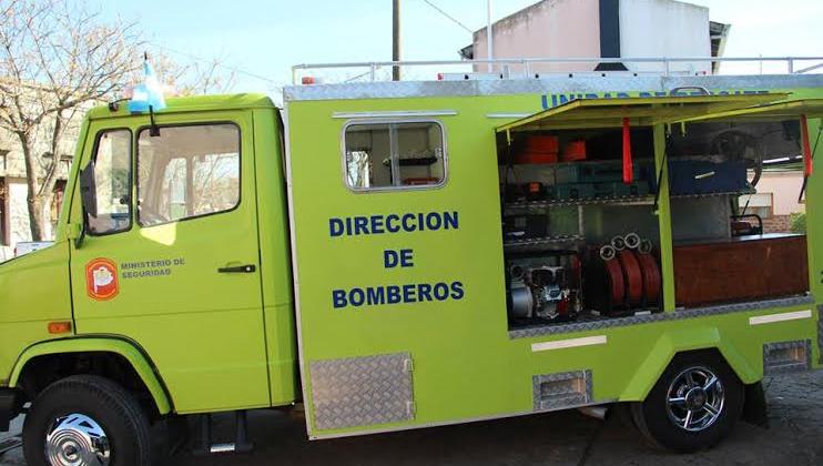 Bomberos de Lobería presento una nueva unidad de rescate