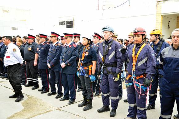 Bomberos de Comodoro Rivadavia celebraron 75 años de vida