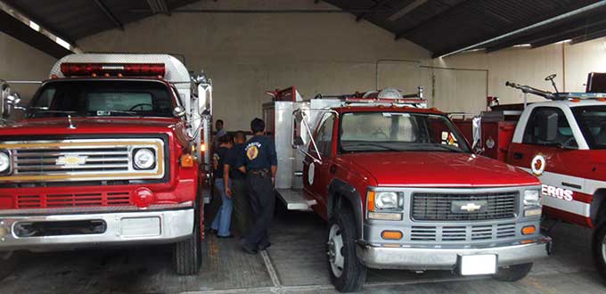 Cierra Bomberos estación de Lomas por falta de pago