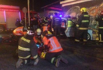 Colisiona de vehículo particular con carro de Bomberos en Iquique