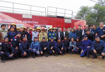 Bomberos Voluntarios del Chaco se capacitaron en Incendios Estructurales