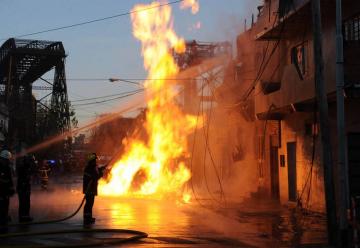 Alarma por escape de gas e incendio en Avellaneda