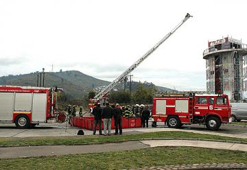 Bomberos de Temuco adquieren nuevo equipo para combatir grandes emergencias