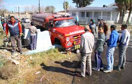 Un choque agravó la crisis vehicular de los Bomberos Voluntarios de Caucete