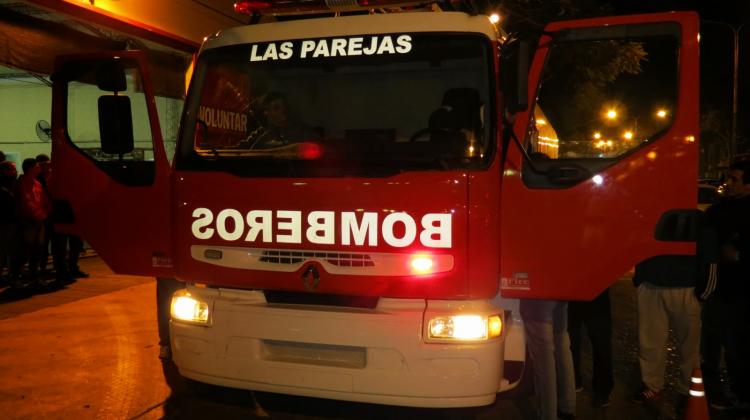 Bomberos Voluntarios de las Parejas presenta su nuevo camión de abastecimiento