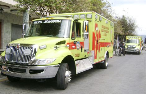 Nuevas ambulancias para Bomberos de Cuenca