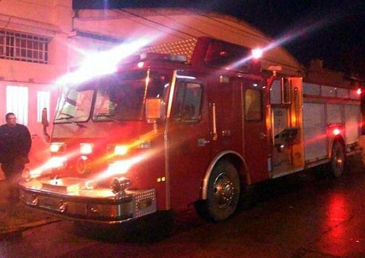 Bomberos de San Carlos Centro compro una nueva autobomba