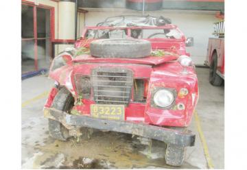 4 bomberos heridos tras accidente de vehículo oficial