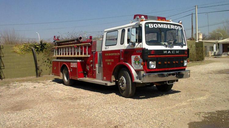 Bomberos Voluntarios de Juan Pujol amplio su parque automotor