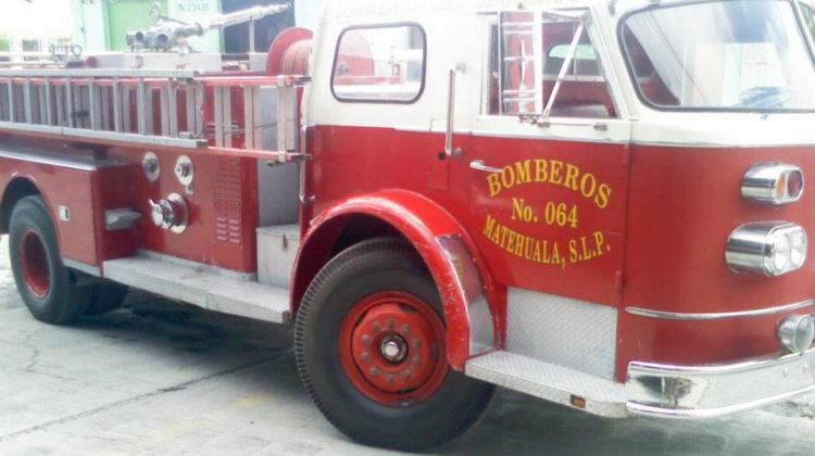Un camión de Bomberos se vio involucrado en un accidente