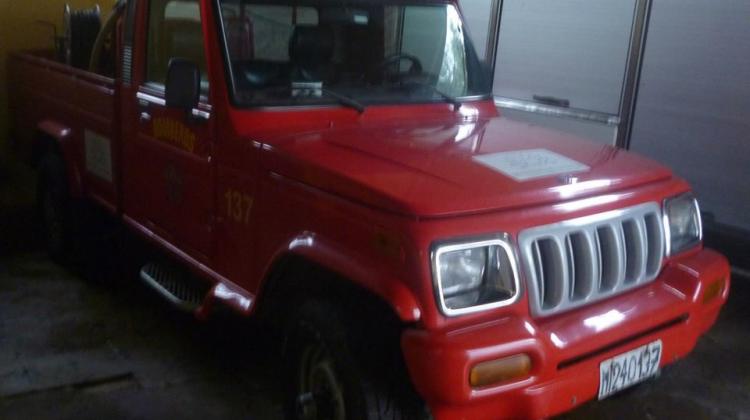 Bomberos recibieron un vehículo para rescate y salvamento
