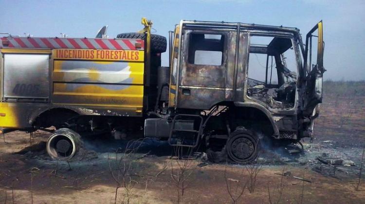 Incendio en Laguna Yema deja un herido y una autobomba quemada