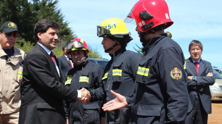 Puerto Valparaíso apoya a bomberos con entrega de terrenos en el sector de la pólvora