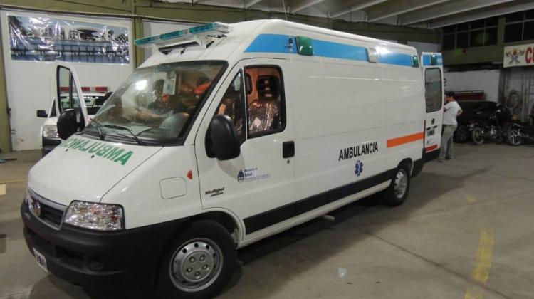 Bomberos Voluntarios de Villa María recibe ambulancia
