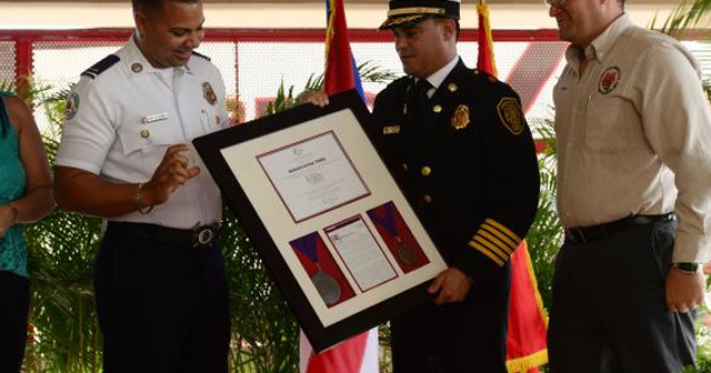 Cuerpo de Bomberos firma acuerdo con la NFPA