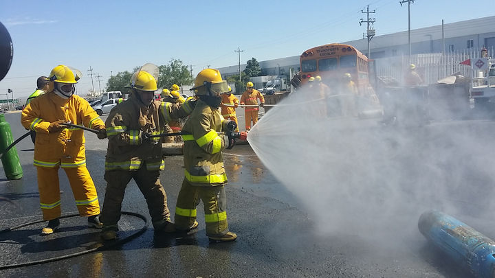 Profesionalizarán el oficio de bombero