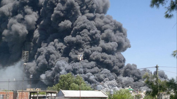 Incendio en un depósito de Esteban Echeverría