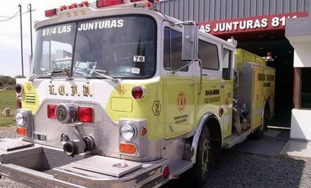 Bomberos voluntarios adquirieron moderna autobomba