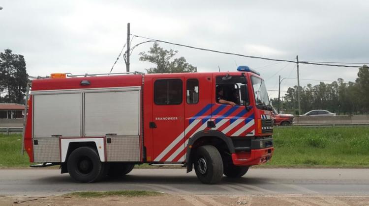 La sociedad de Bomberos Voluntarios de Ensenada recibió una nueva autobomba