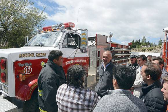 Buzzi inauguró la ampliación del Cuartel de Bomberos en Río Pico