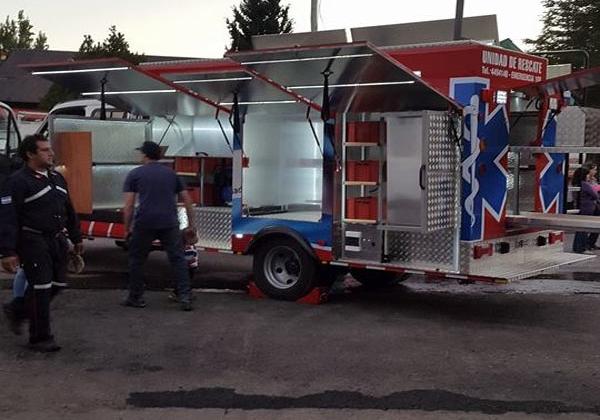 Bomberos Voluntarios de Villa La Angostura presentaron la nueva unidad de rescate