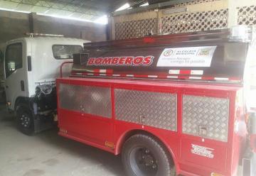 Carrotanque de bomberos para servicio de la comunidad Rionegrana