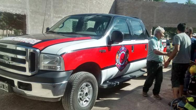 Bomberos Voluntarios de Santa Isabel presento la nueva unidad forestal