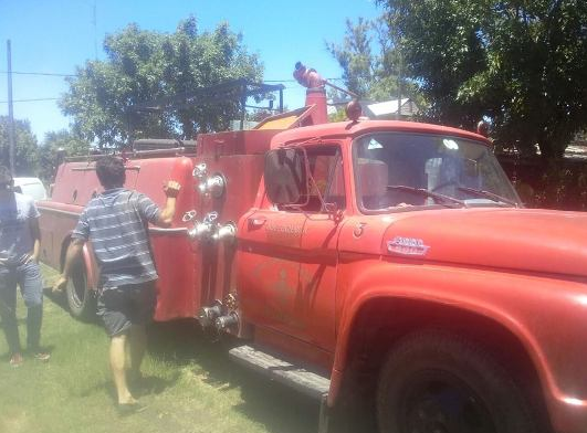 Bomberos Voluntarios de Bovril recibieron un nuevo móvil