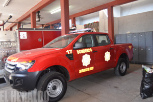 Bomberos recibio una nueva unidad donada por Gobierno del Estado