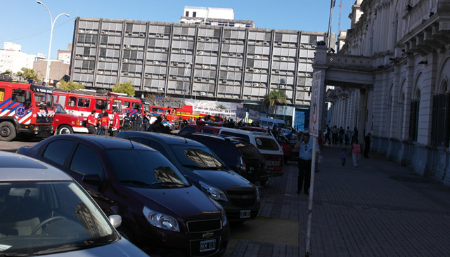 Los Bomberos Voluntarios se manifestarán en cada acto que encabece Urribarri