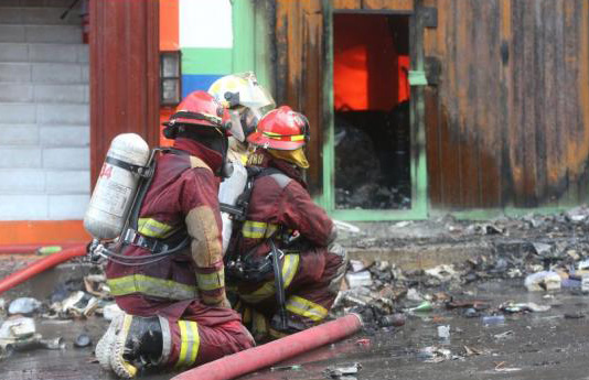 Nueva escuela para el Cuerpo de Bomberos de Perú