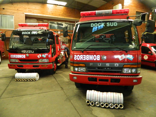 La Embajada de Japón entregó dos autobombas a los Bomberos de Dock Sud