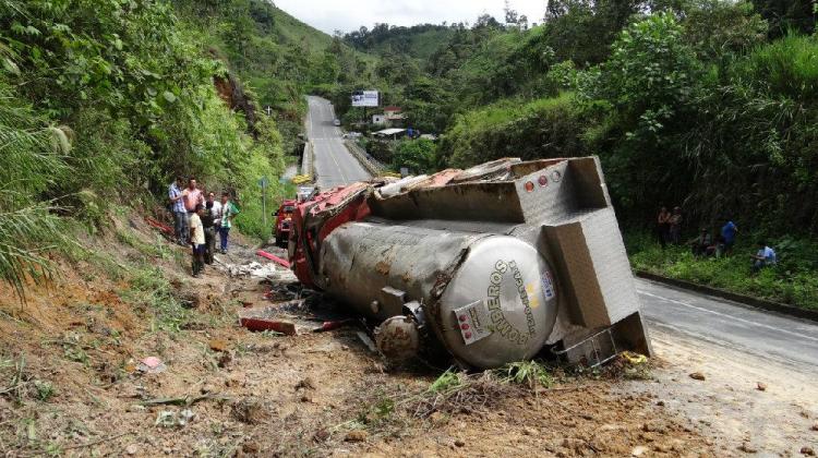 Un bombero pierde la vida mientras acudía a una emergencia