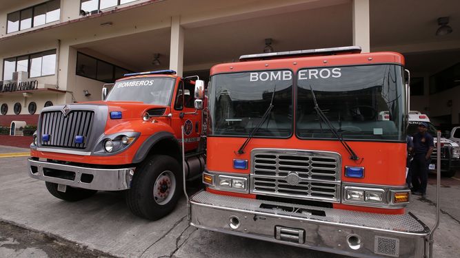 Denuncia de corrupción enciende a los bomberos