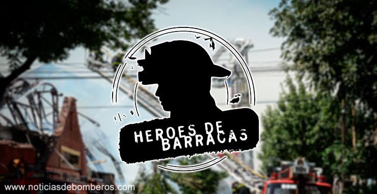 Sirenas y banderas a media asta por los bomberos muertos en Barracas