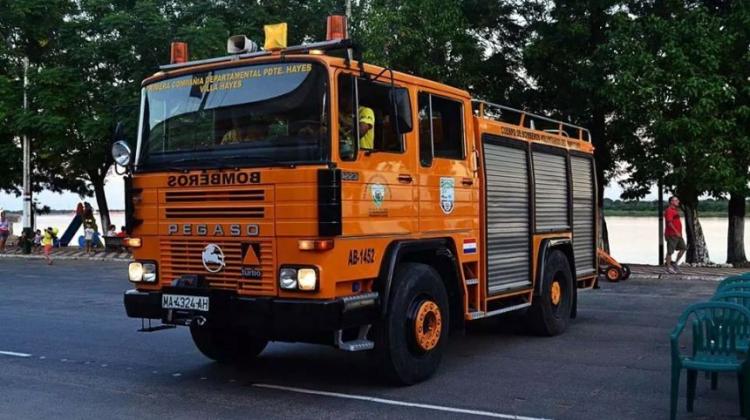 Donan carro hidrante a bomberos de Villa Hayes