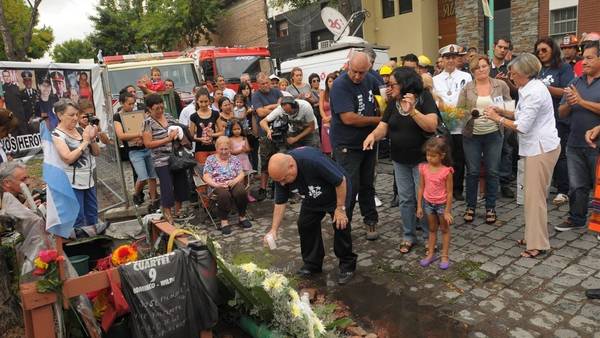Para los familiares, el incendio «fue intencional»