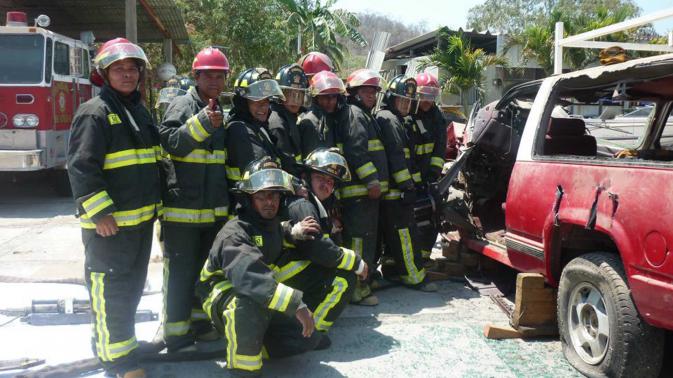 Acusan corrupción en bomberos de Huatulco