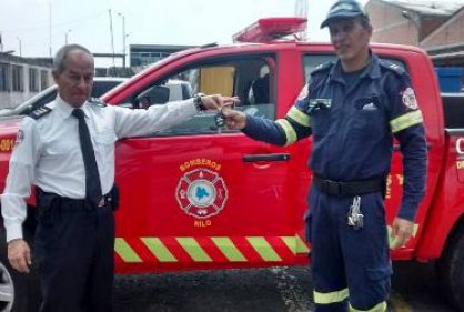 Nilo recibe nueva maquina para el cuerpo de bomberos
